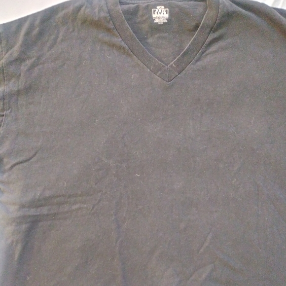 Clothes - Picture 2 of 16